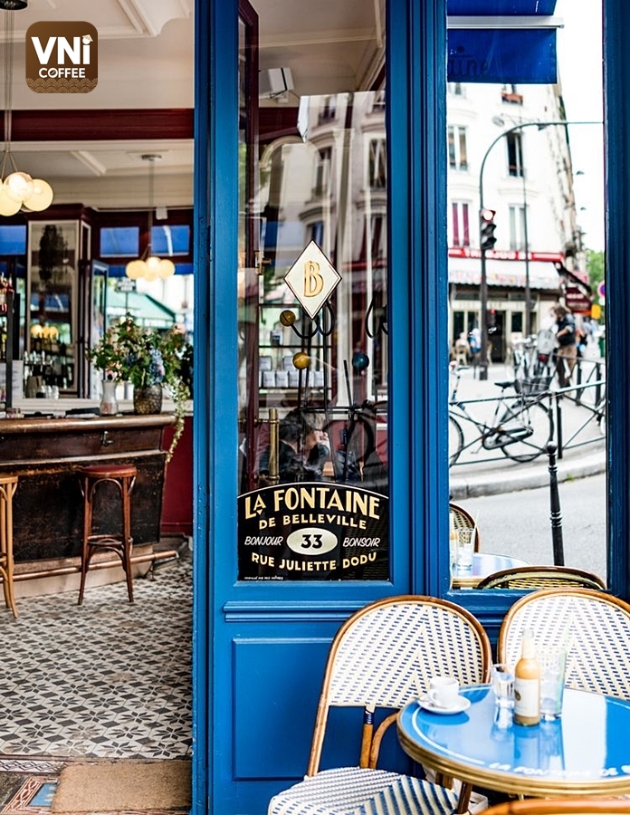 Кафе де париж. Париж Бразери кафе. Бельвиль (Париж). Кофейня la Fontaine de Belleville. Французское кафе.